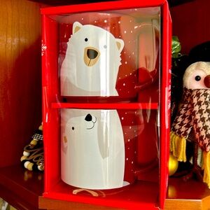Two stackable polar bear mugs new in originalal package limited edition